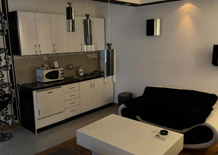 Stek 013 Apartman Down